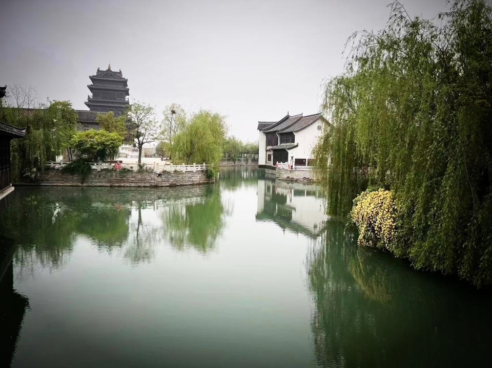 走上海看发展第1636篇——老小孩旅游【东晋水城】美丽大纵湖。