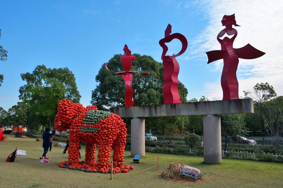 打卡上海月湖雕塑公园