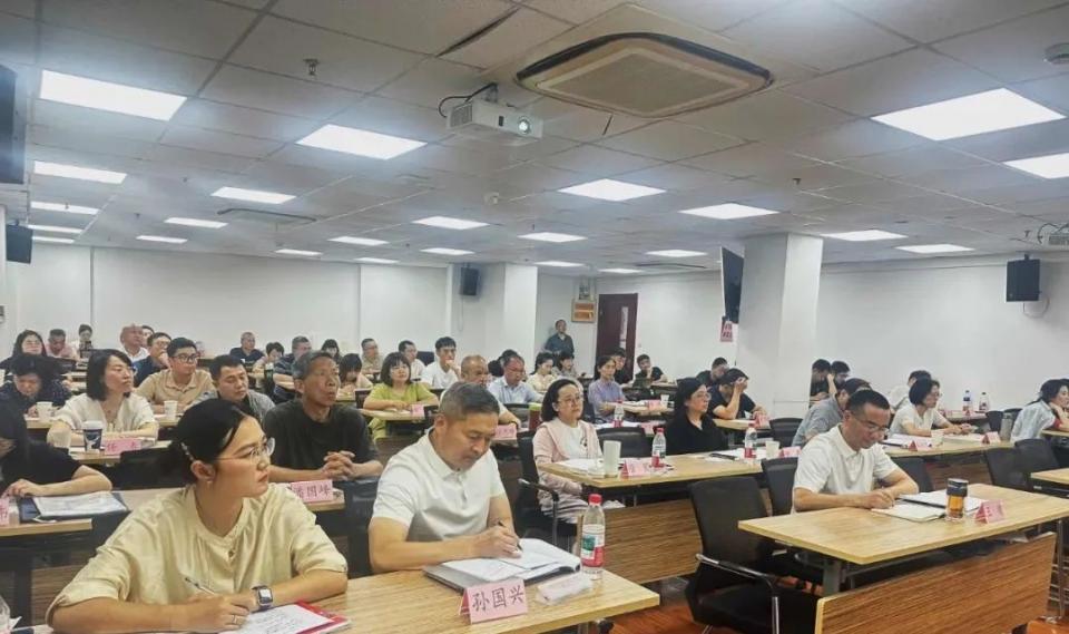人民建议征集工作的“金三角”课程培训